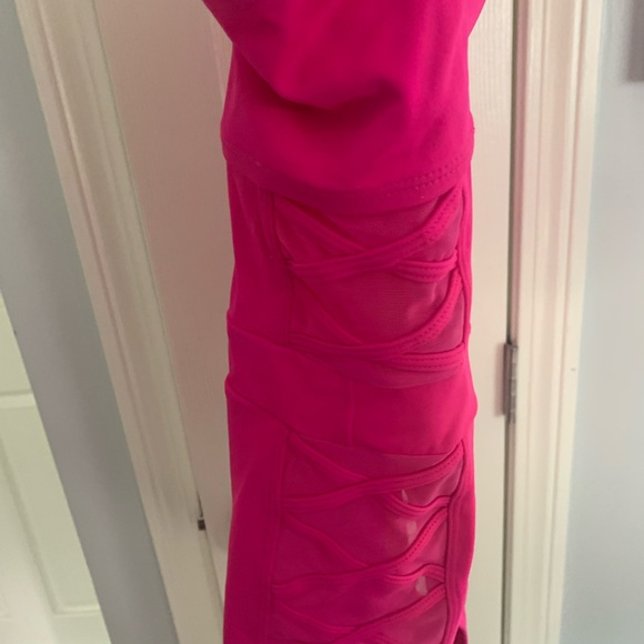 Like new Torrid hot pink 1x bathing suit - Picture 5 of 6